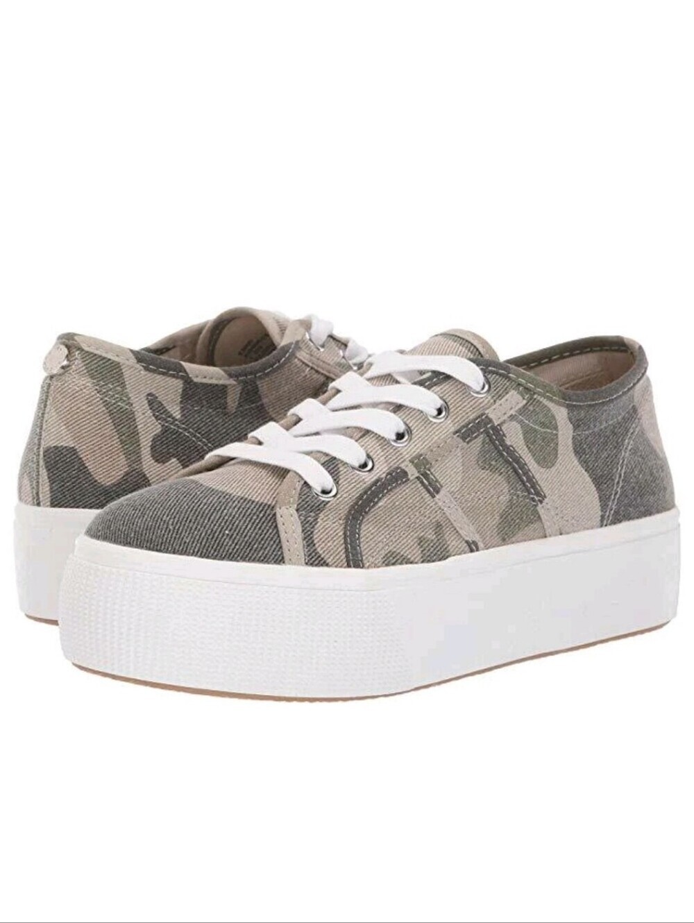 Steve Madden Emmi Camouflage Playform Smeakers. Size 7